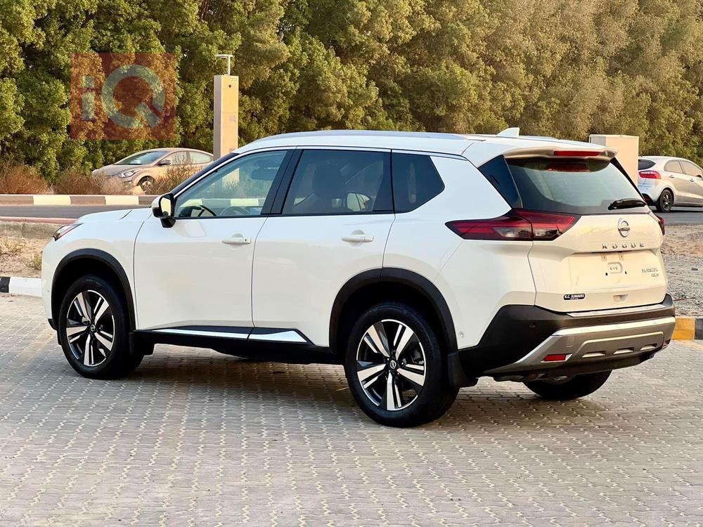 Nissan Rogue